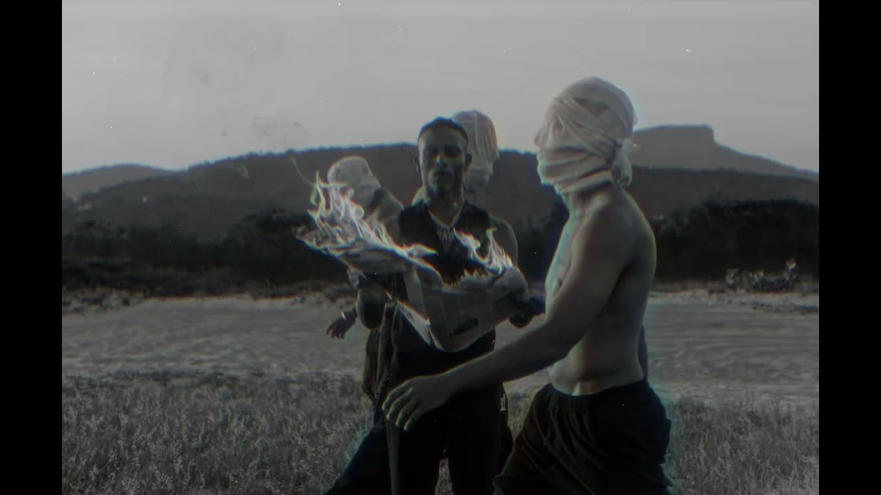 Alee - 18 - COMPASSO feat. Leviano