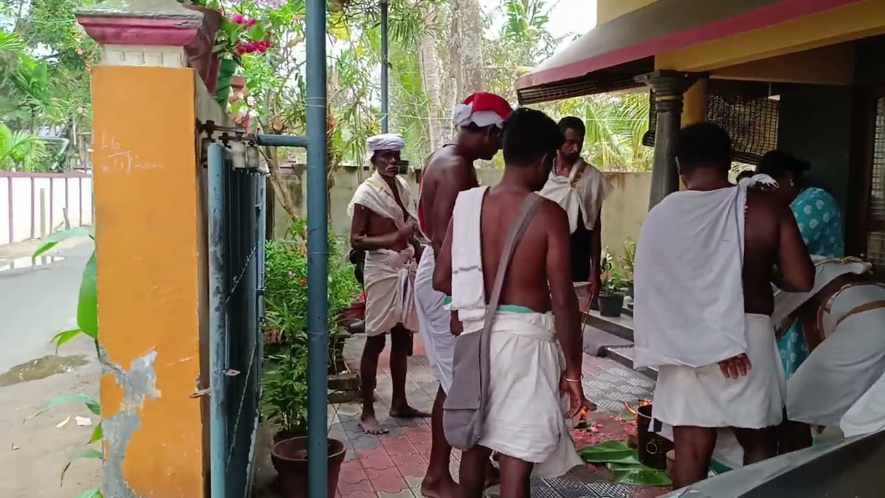 ശ്രീ കുരുംബകര ദേവിയുടെ പറയെടുപ്പ് 🙏🙏🙏🙏❤️❤️❤️🥰🥰