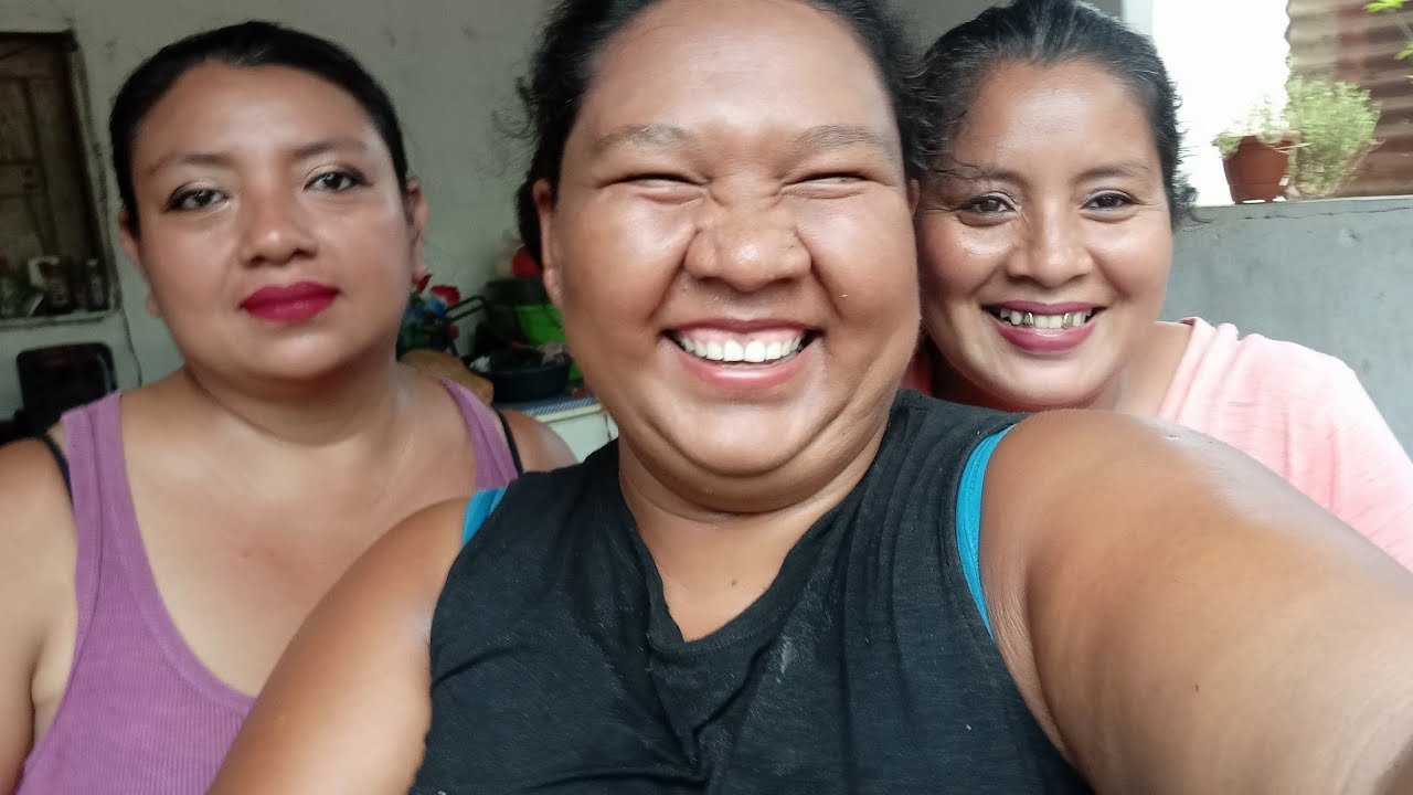 Nos echamos una manita de gato