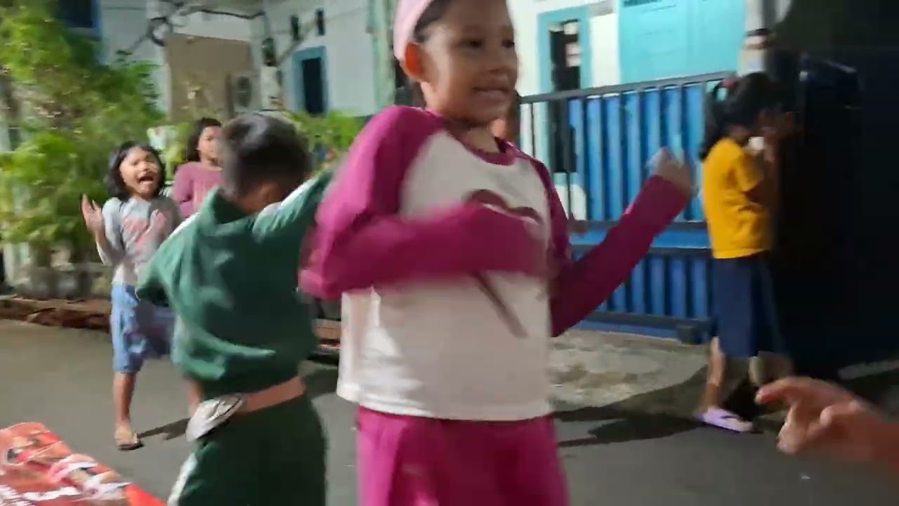 Suasana malam minggu 
