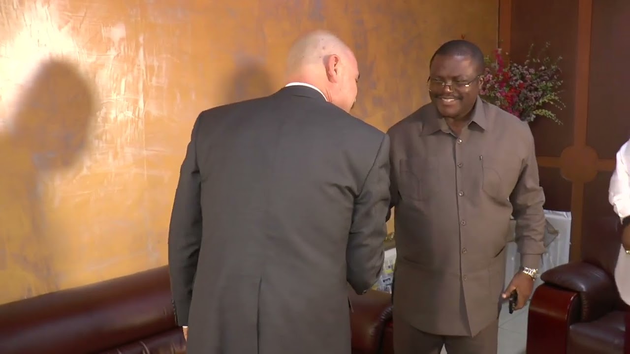 Strengthening Ties - Turkish Ambassador Volkan Öskiper visits Douala
