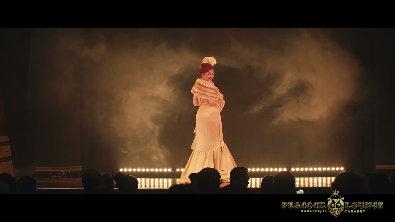 Felicity  Felicis - 'Goldfinger' at The Peacock Lounge Burlesque and Cabaret, Leicester 9/3/24.