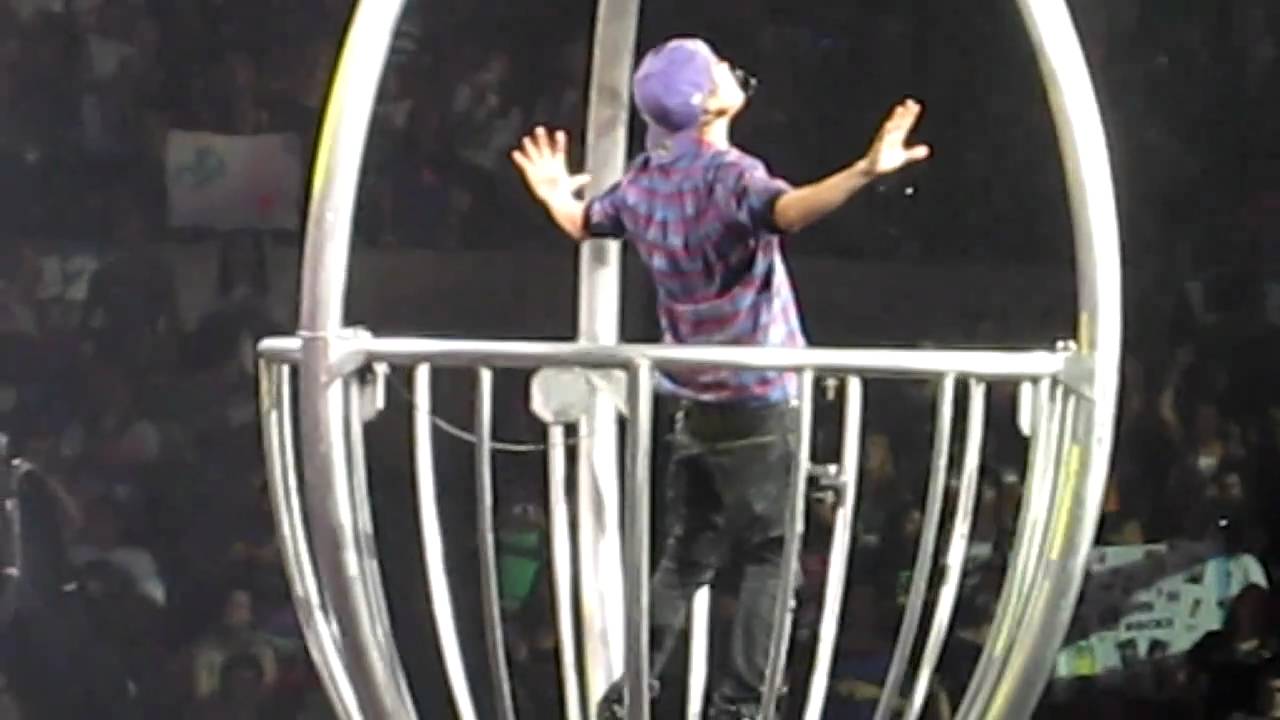 Justin Bieber- UP-MSG