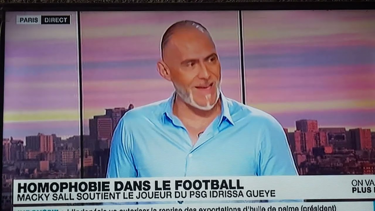IDRISSA GUEYE REFUSE DE METTRE LE MAILLOT LGBT POUR SA FOI RELIGIEUSE ET VOUS PASTEURS.
