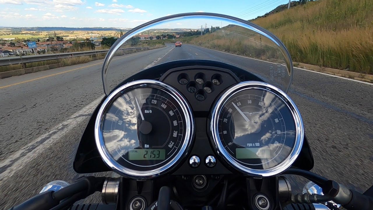 Moto Guzzi V7 первое издание Racer