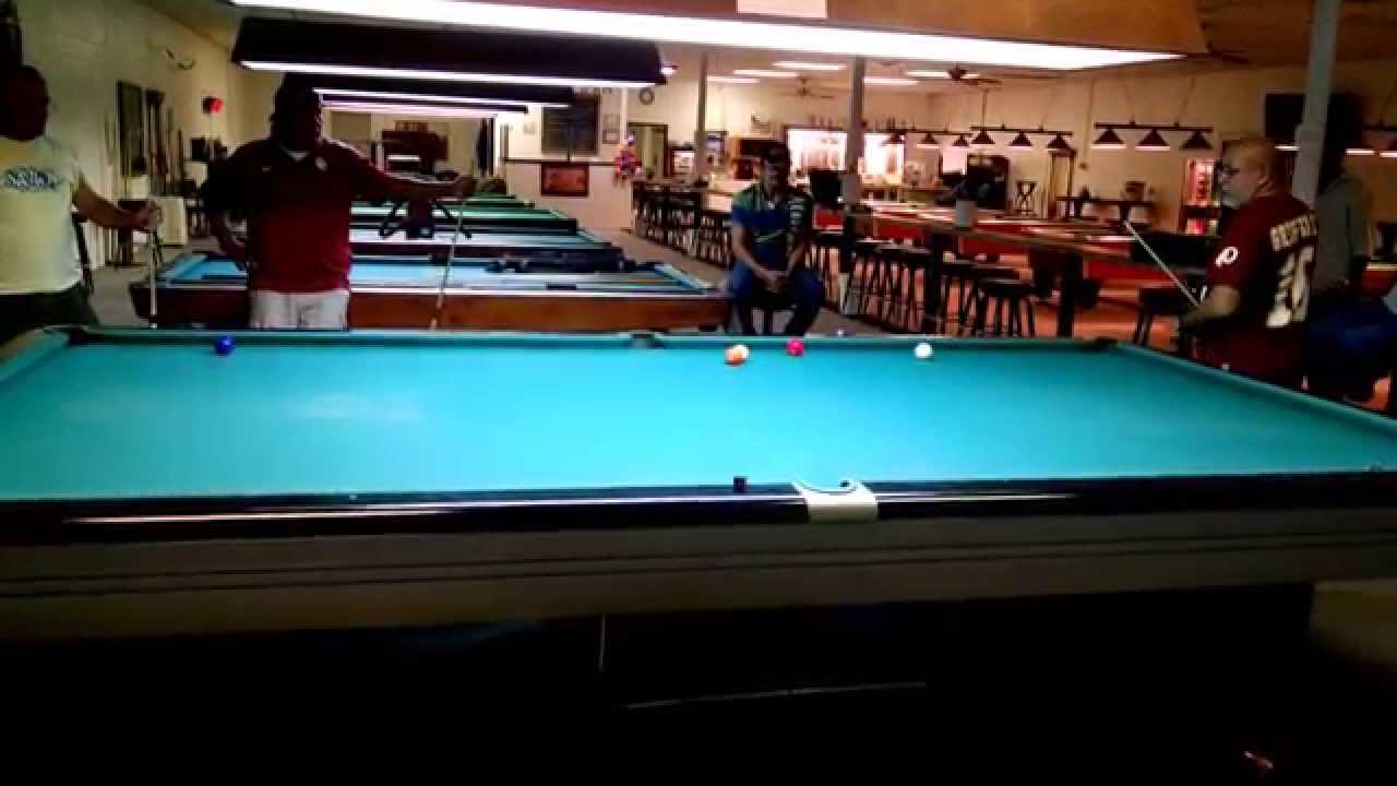 golf game playing