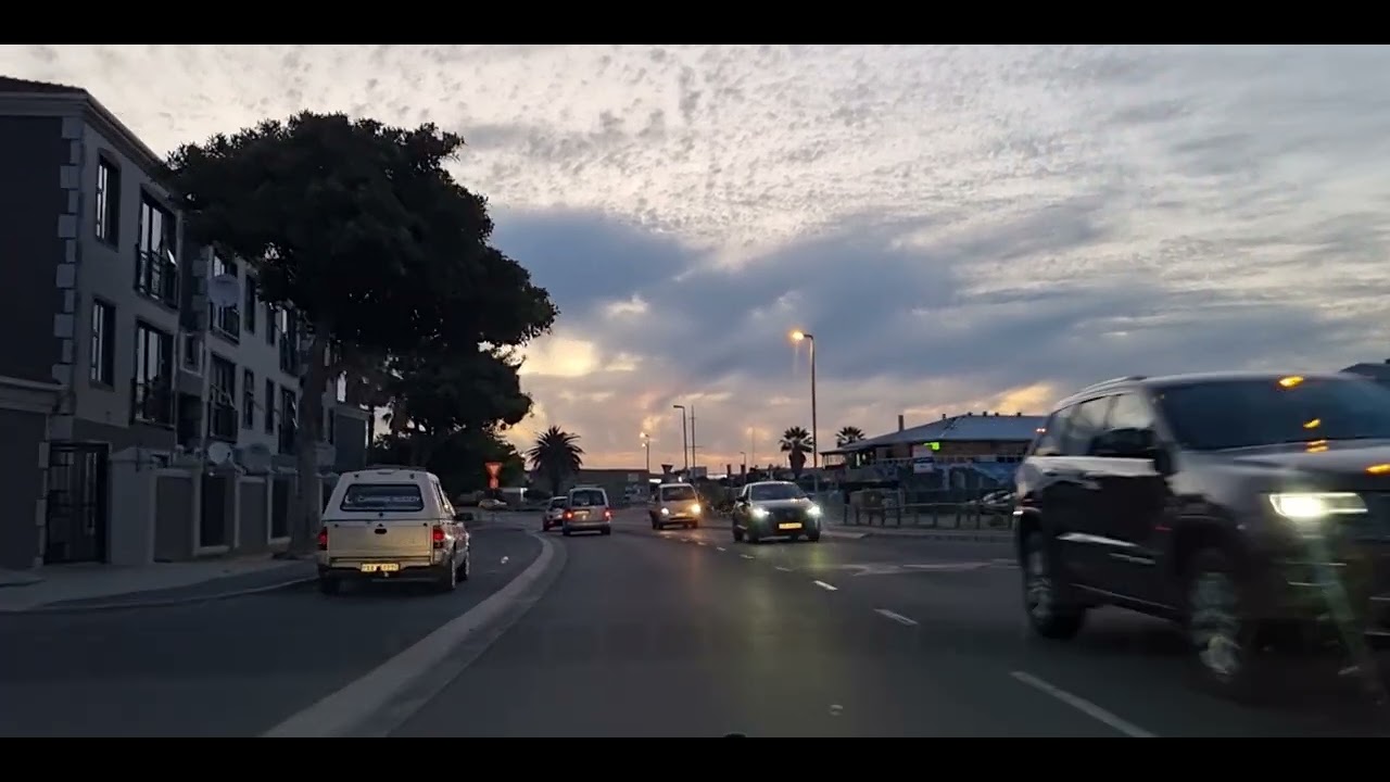 HOOD TIME - PARKLANDS MAIN ROAD EVENING DRIVE #capetown #southafrica #driving #suburban