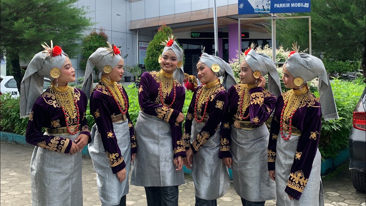 Tari pendidikan tingkat smp 13 padang Juara 2