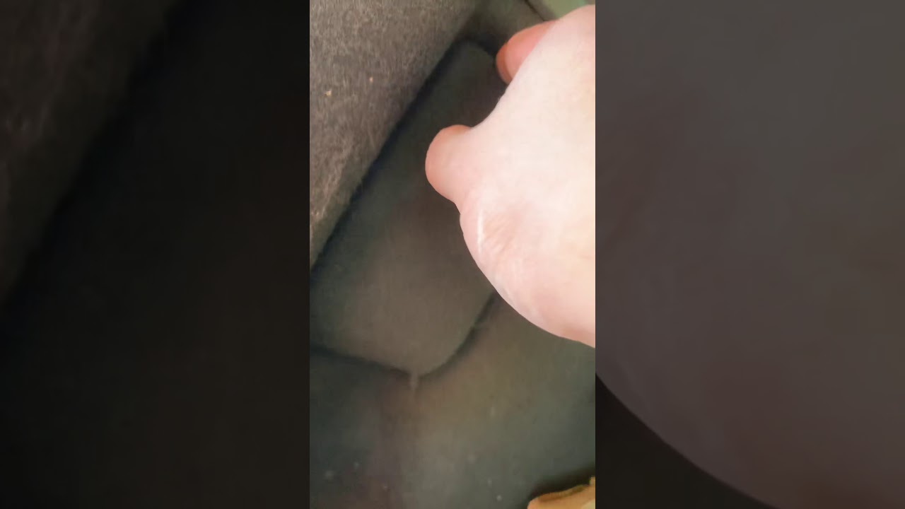 2012-2018 Volkswagen Beetle brake light change.