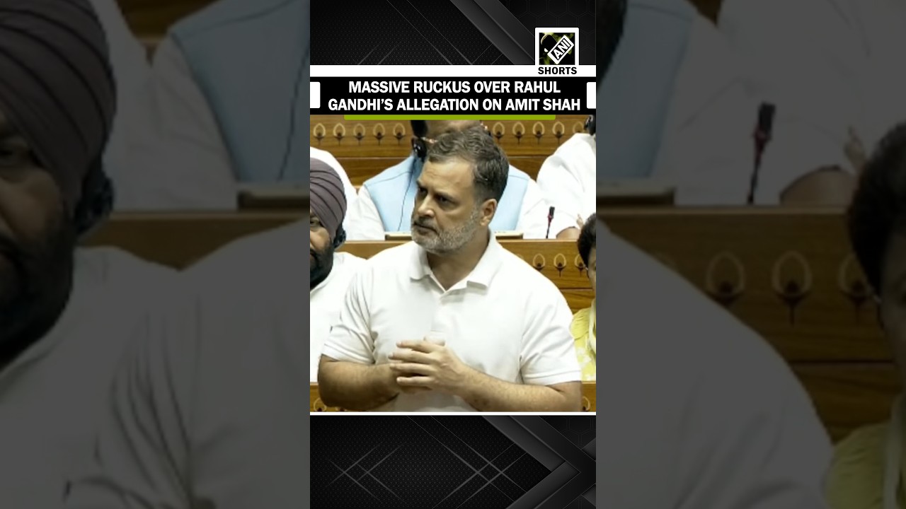 Massive ruckus over Rahul Gandhi&rsquo;s allegation on Amit Shah of &lsquo;ordering shooting&rsquo; on students