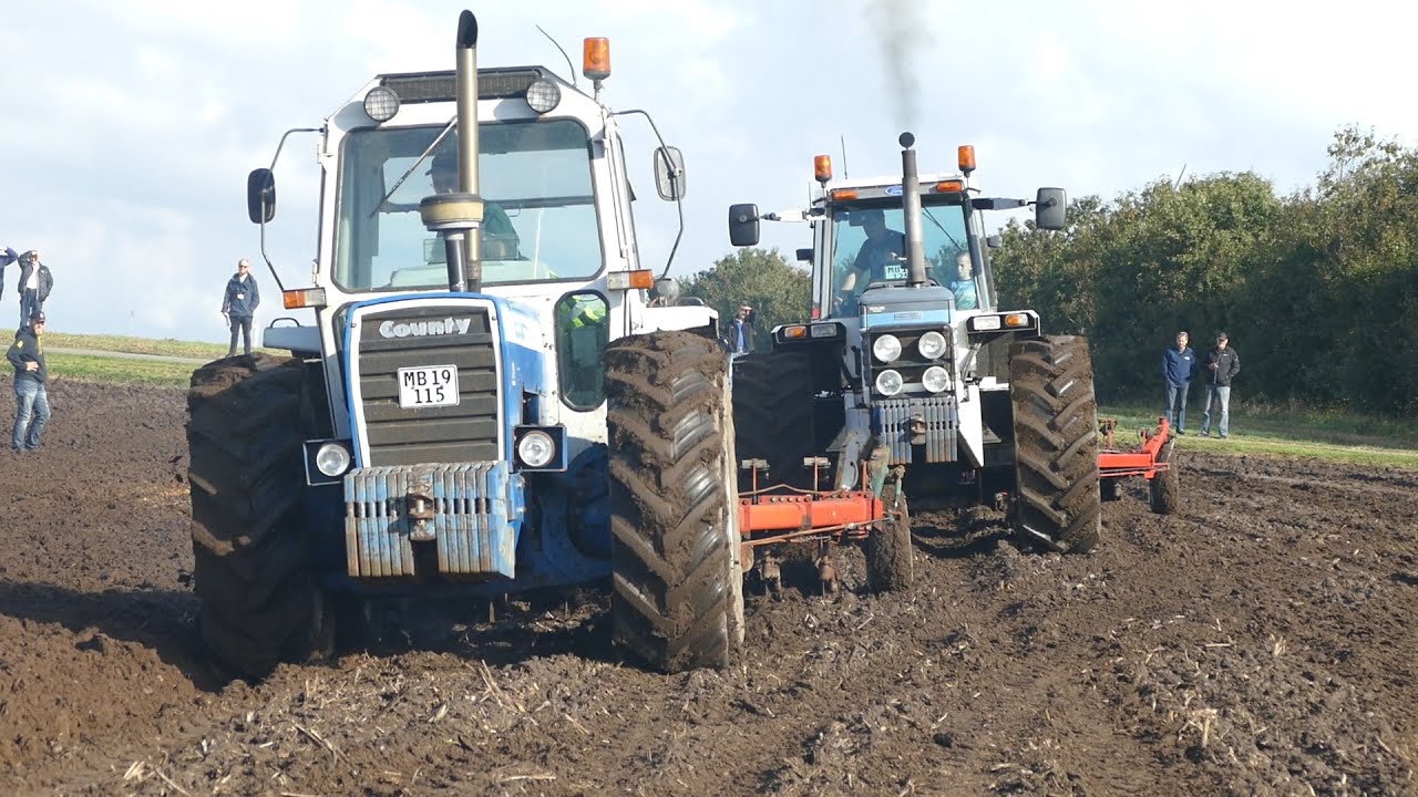 Ford TW 1184 County in the field ploughing w/ 6-furrow Kverneland Plough | DK Agriculture