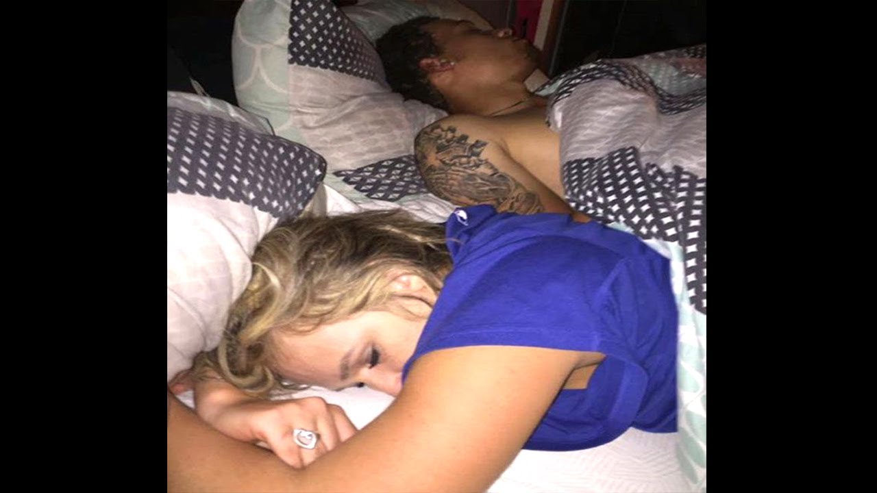 man catches cheating girlfriend in bed with his best friend after tracking her location..