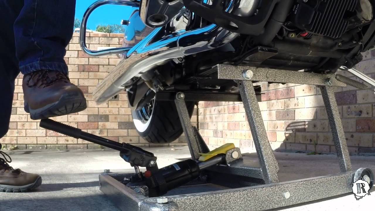 Bike lift for Indian Motorcycles, Spirit Lake Polaris Indians