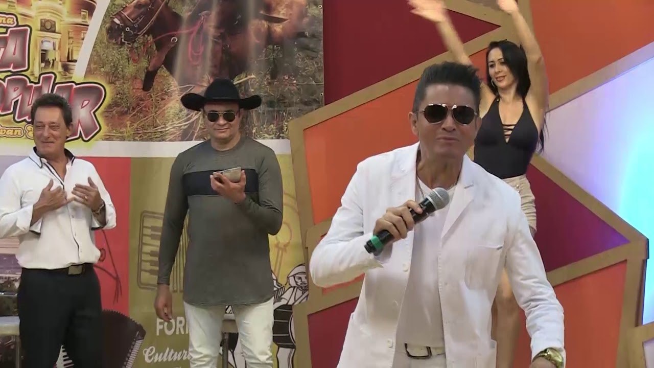 CRISTIANO NEVES CANTA E SORTEIA O VENCEDOR DA SUA PROMOÇÃO