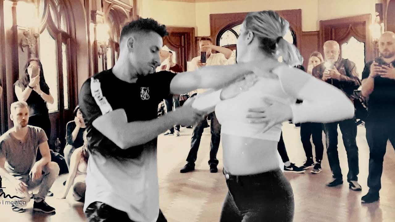Momentos de cine - Daniel Santacruz | Bachata | Alfonso y Mónica