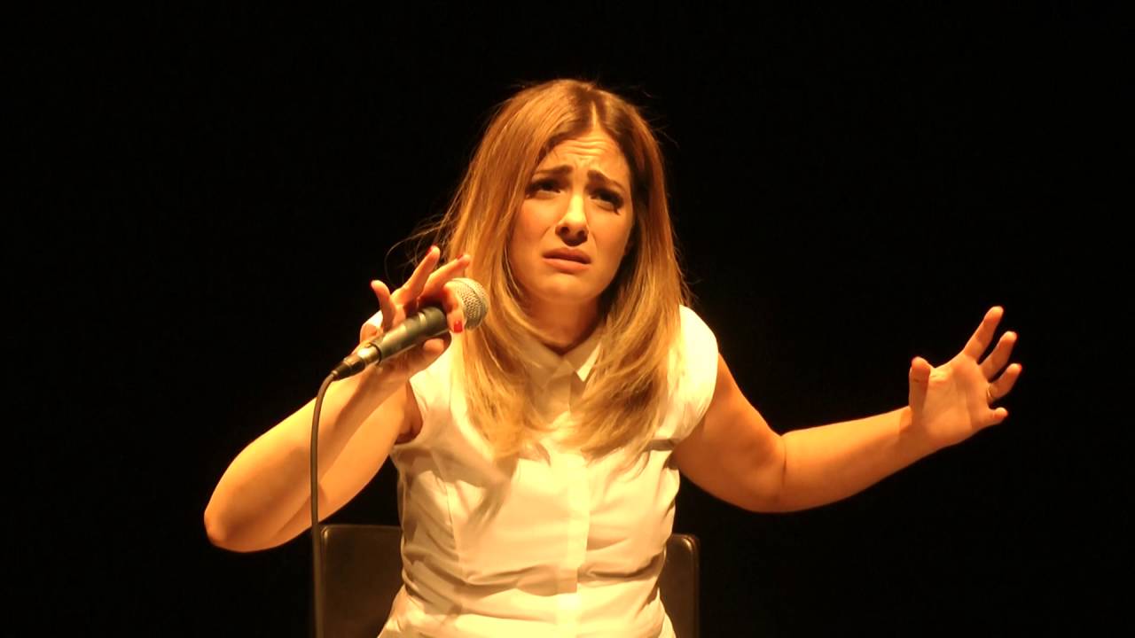 Η χοντρομπαλού | Νατάσσα Μποφίλιου