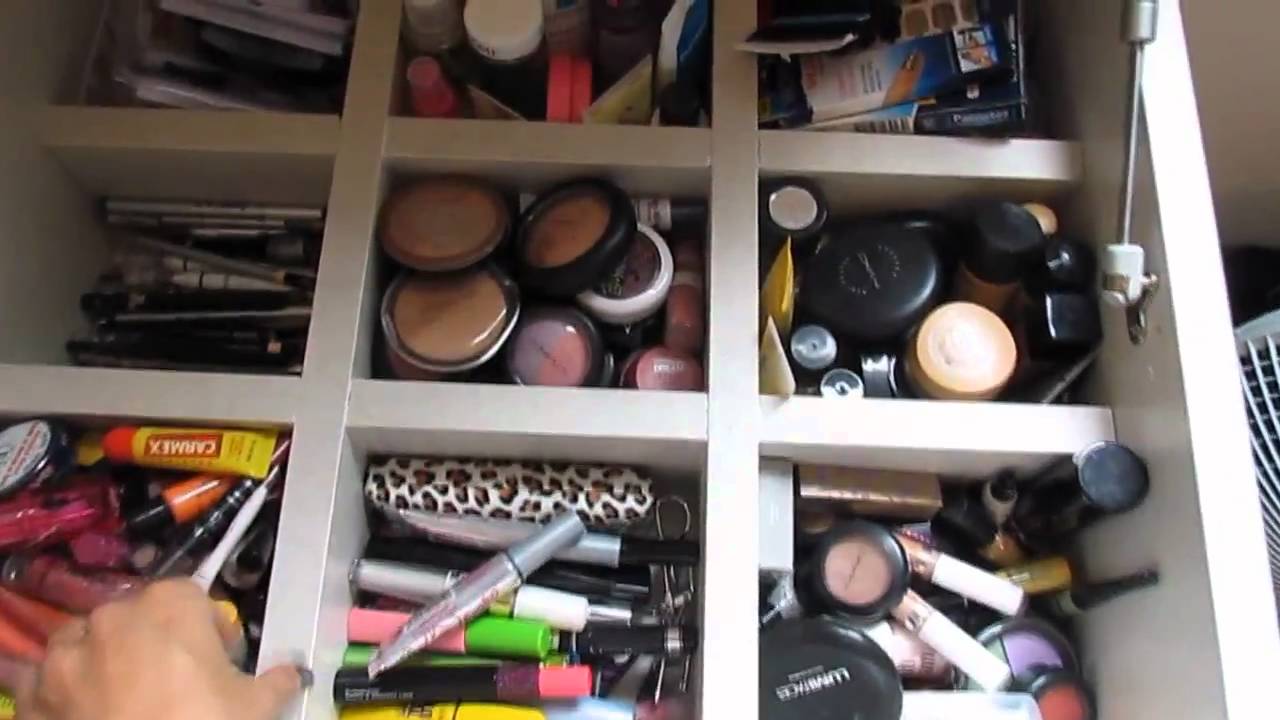 Minha Coleção de Maquiagem - Abril 2011