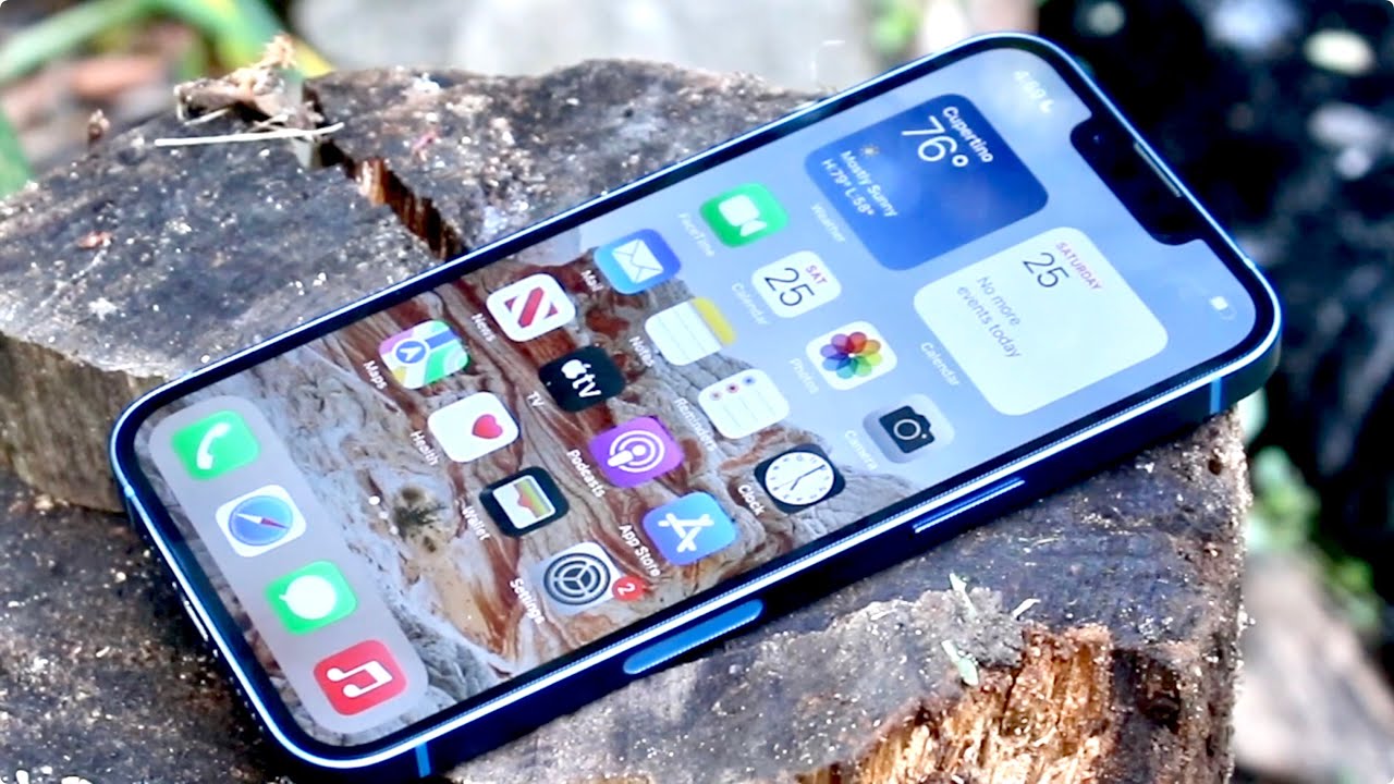 The iPhone 13 Has a MASSIVE Problem!
