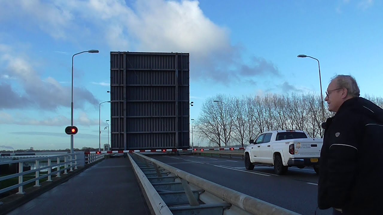 Brugopening Amertakbrug Made Basculebrug/ Drawbridge/ Pont Basculant/ Zugbr&uuml;cke