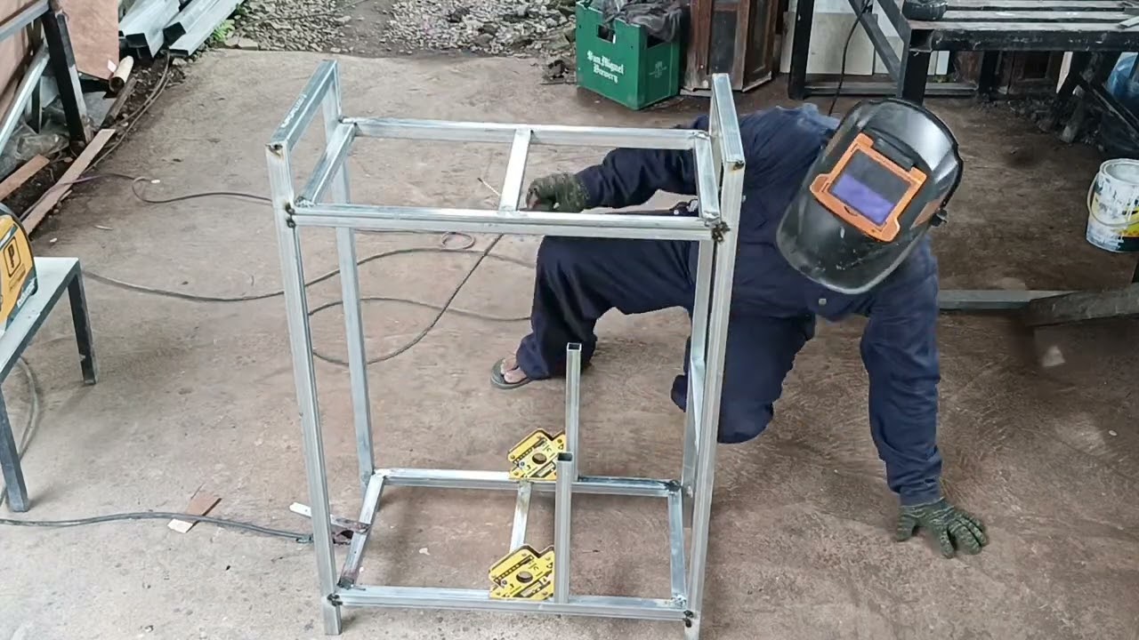 DIY  water jug stand,,, paano gumawa ng water jug stand // welding thin wall steel tubing