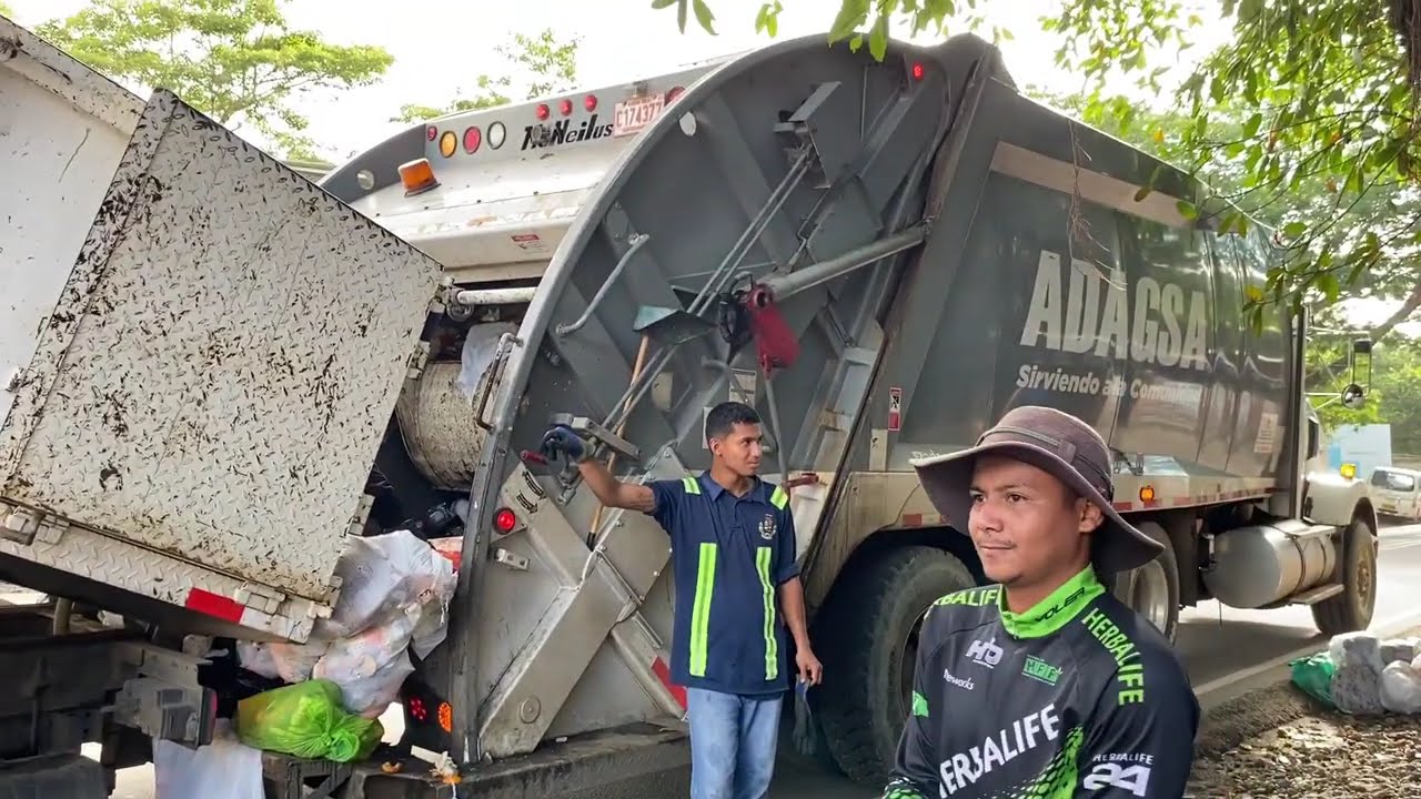 Costa Rica Garbage Trucks