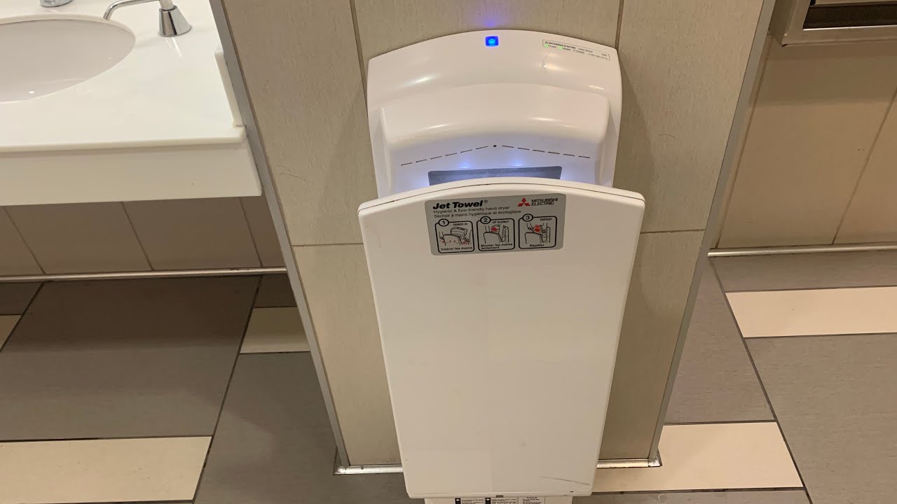Mitsubishi Jet Towels (3/6) Toronto Premium Outlets l Halton Hills ON l