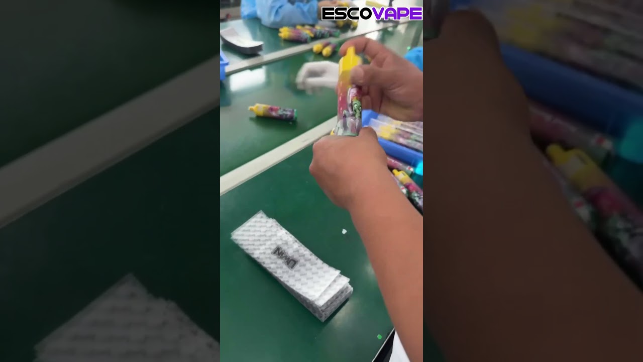 RandM Uwin Tornado Beat 35000 Puffs #vapeshow