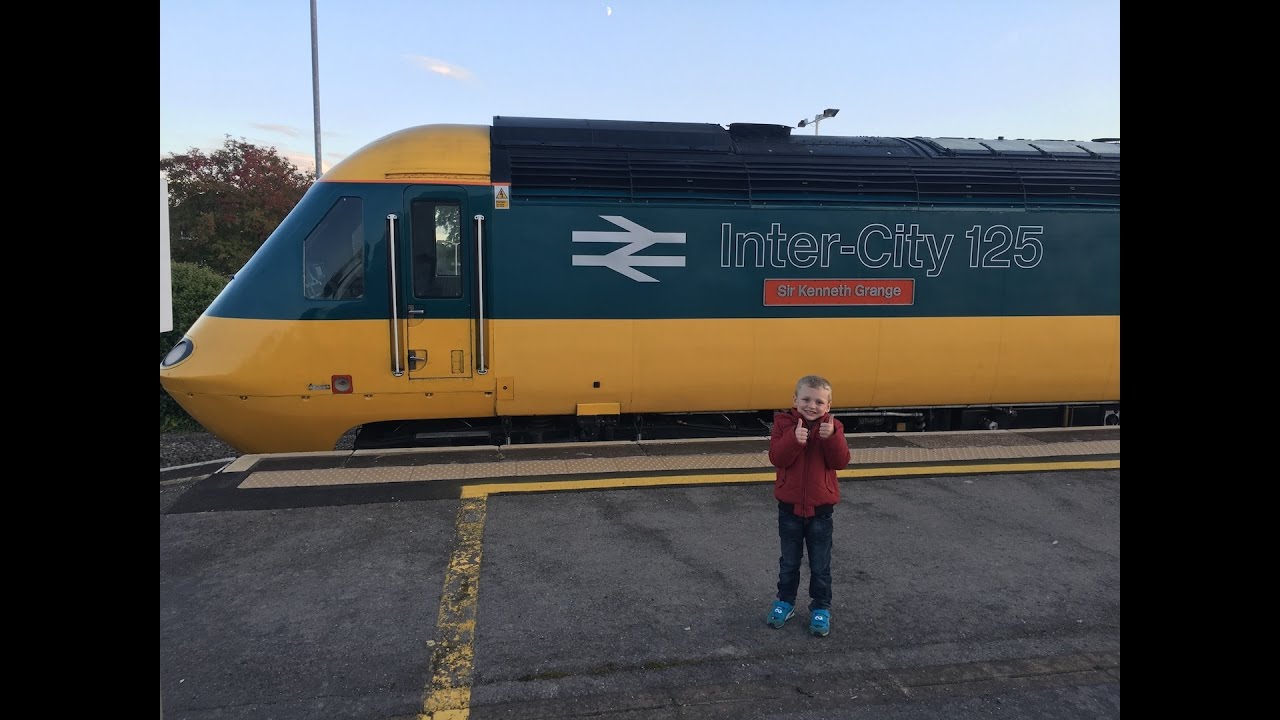 GWR HST 43002 Sir Kenneth Grange at Chippenham Station