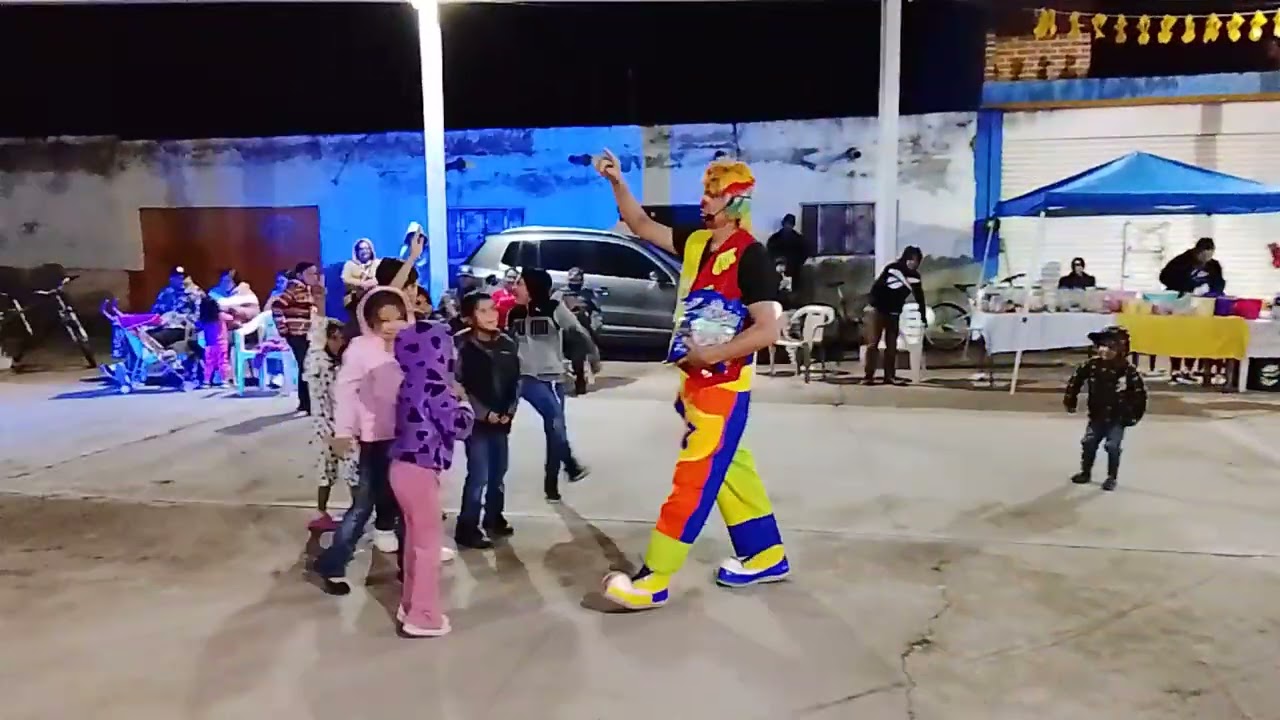 Pallaso bromea con los LOS NIÑOS 
