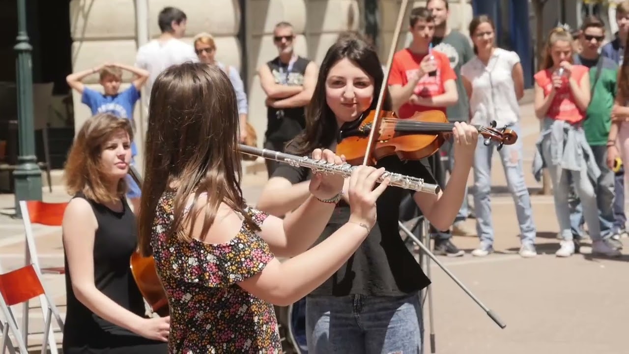 Μουσικό Σχολείο Καλαμάτας - Flash mob 2017