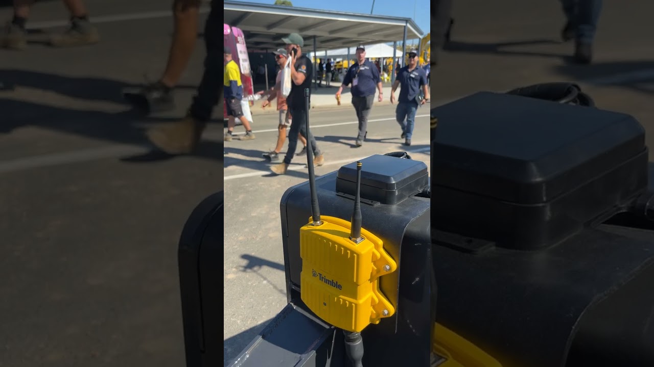 Trimble Tech Talk: Trimble machine control solution for compact machines