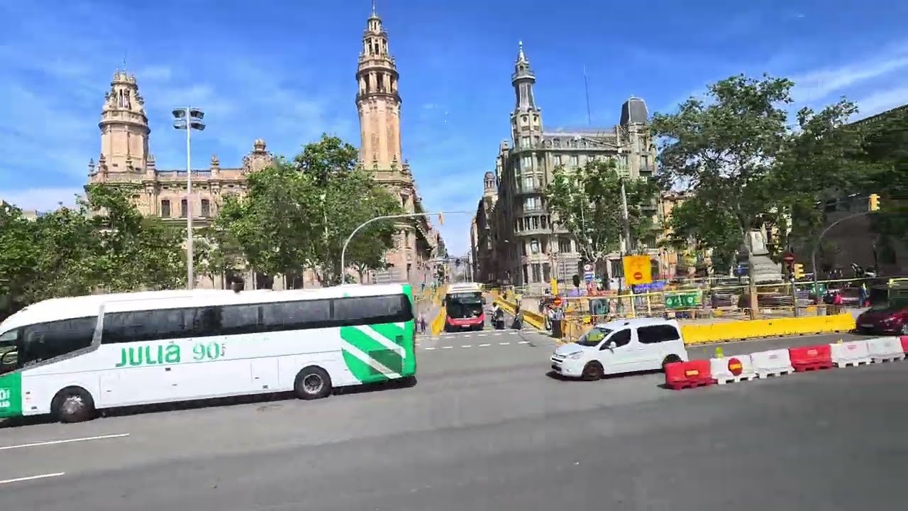 BARCELONA 🇪🇦 E72: Barca by the bus