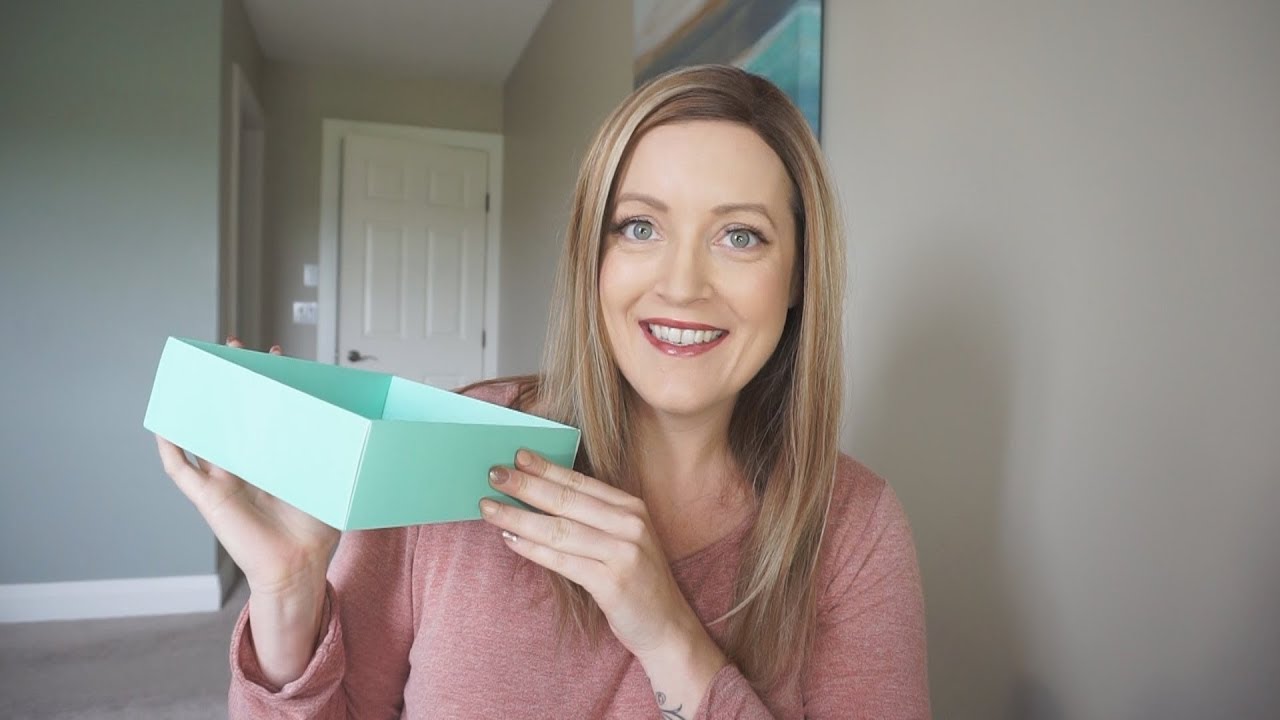 Choosing the Winner of the Uniwigs Hope Topper! | Allison's Journey