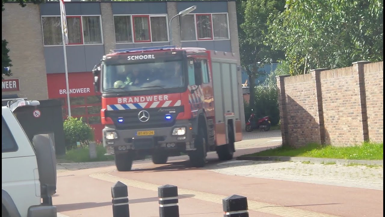 [Klein stukje opkomst] BRANDWEER SCHOORL MET SPOED NAAR VEZET, WARMENHUIZEN