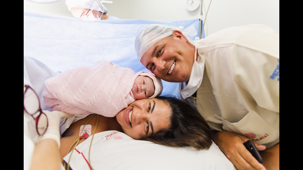 Nascimento da Beatriz - Perinatal Barra - Filme por Anna Rosestolato Fotografia