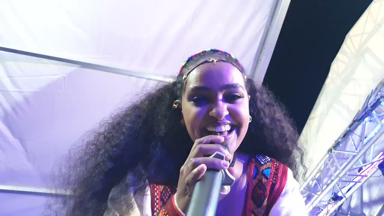  ድምፃዊት ሰላማዊት ዮሃንስ ምስ ደቂ ኣሸንድ