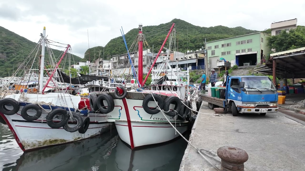 大溪漁港觀光直銷賣場Seafood market.....Sijiaoku Lookout四角窟觀景台
