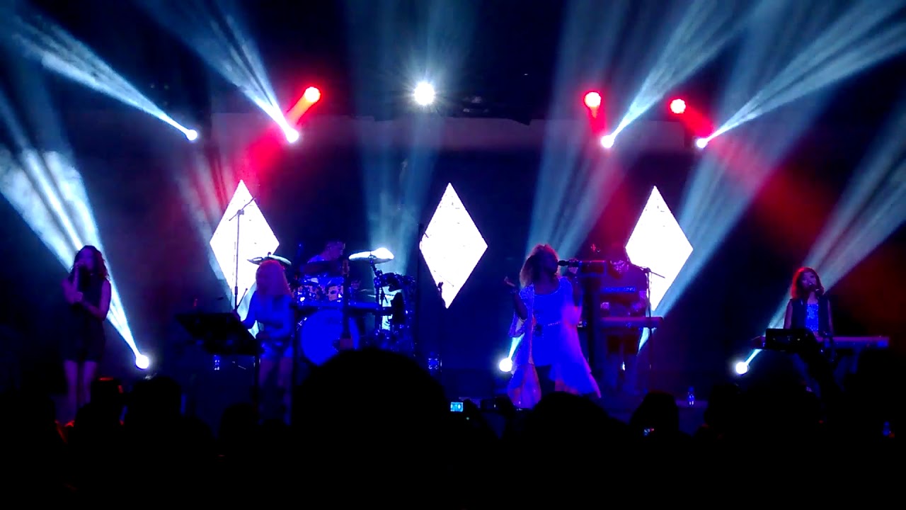 REAL LOVE (JESS GLYNNE) (Clean Bandit | 2015 Momentum Live MNL)