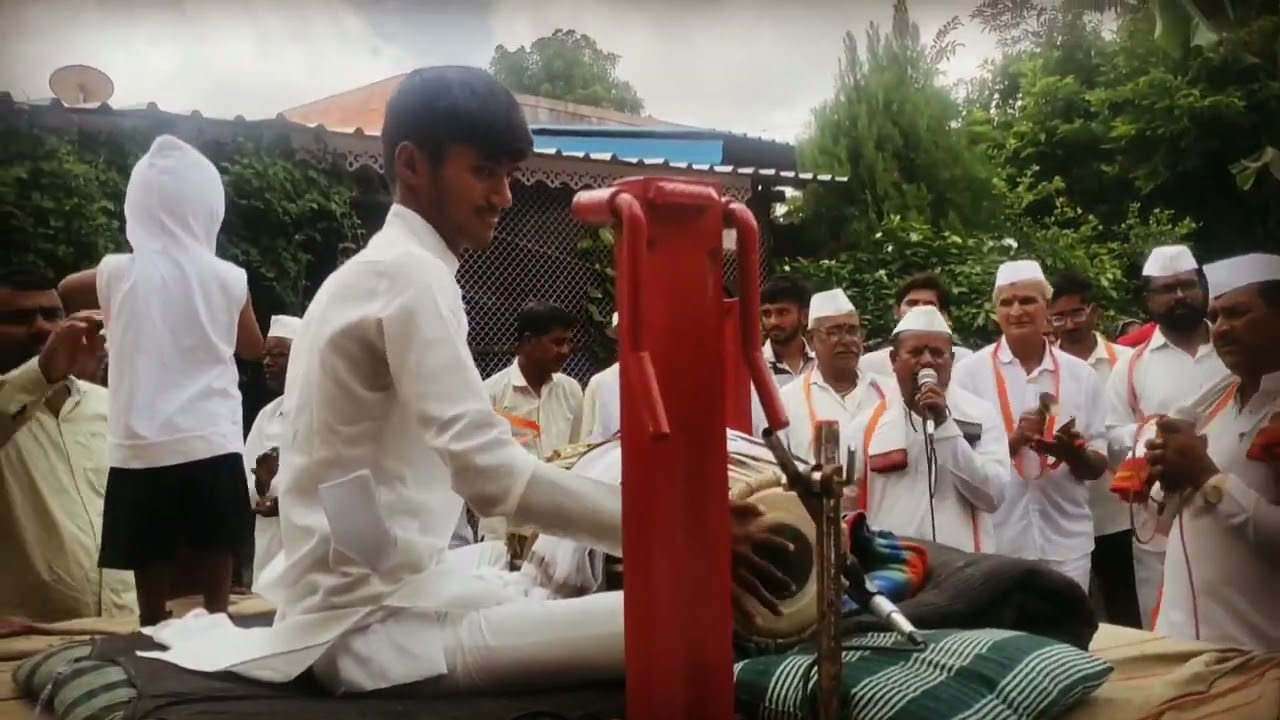 आम्ही दैवाचे दैवाचे