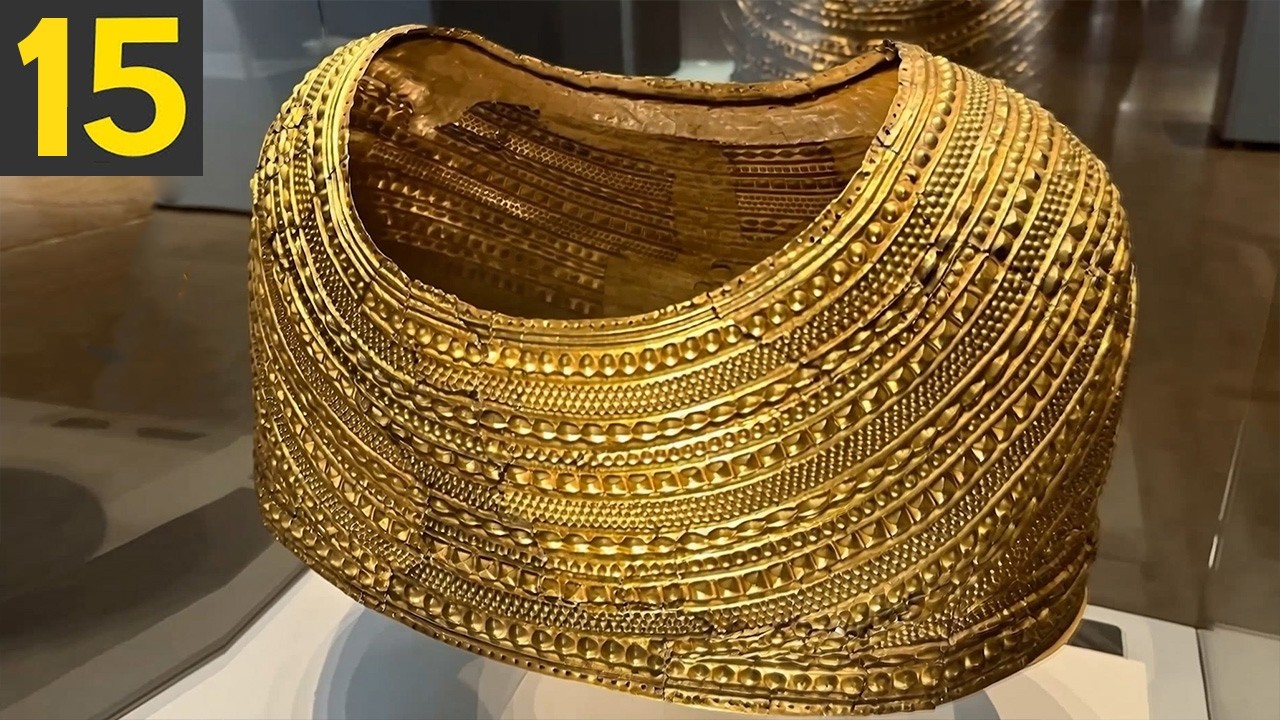 10 Unearthed Artifacts That Shouldn&rsquo;t Exist