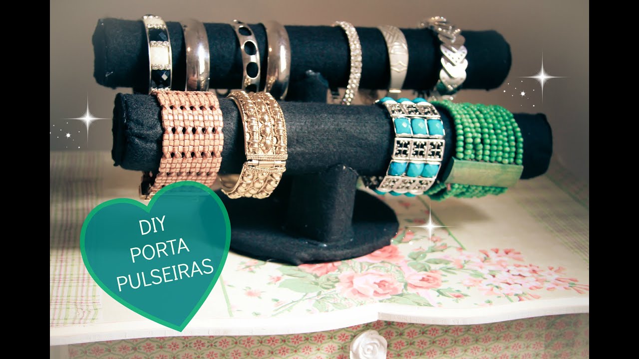 DIY: FAÇA VOCÊ MESMA PORTA PULSEIRAS DE MATERIAL RECICLADO