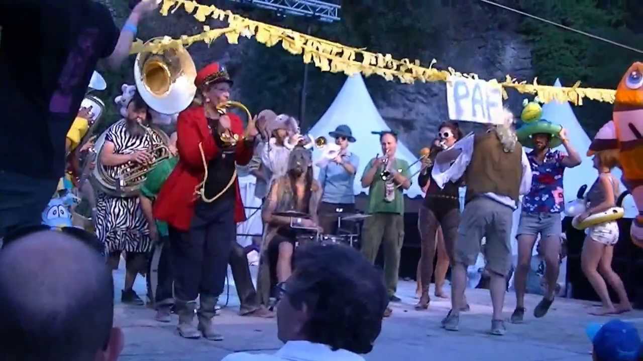 La Fanfare Pustule au Concours International de Fanfares 2013 N&icirc;mes 