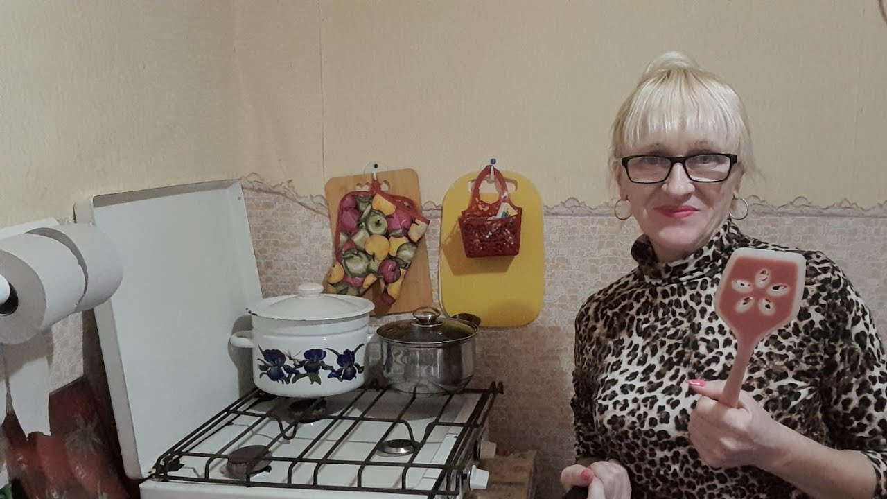 Утро в селе.Сажаю томаты.Картошка после заморозков.Цыплята лупятся!