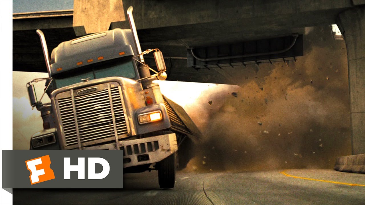 Live Free or Die Hard (4/5) Movie CLIP - Freeway Fighter (2007) HD