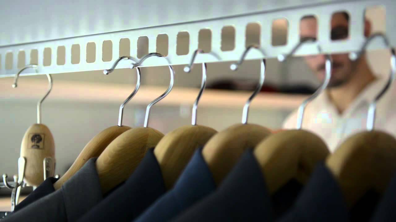 Dynamic Closet & Wardrobe Valet | Easy Dress - Metalprogetti