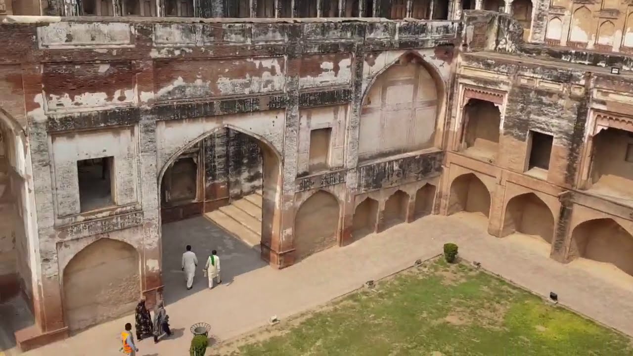 Shahi Qilla Lahore Pakistan. Lahore Fort | Shahi Qila | लाहौर का किला  Urdu Documentary