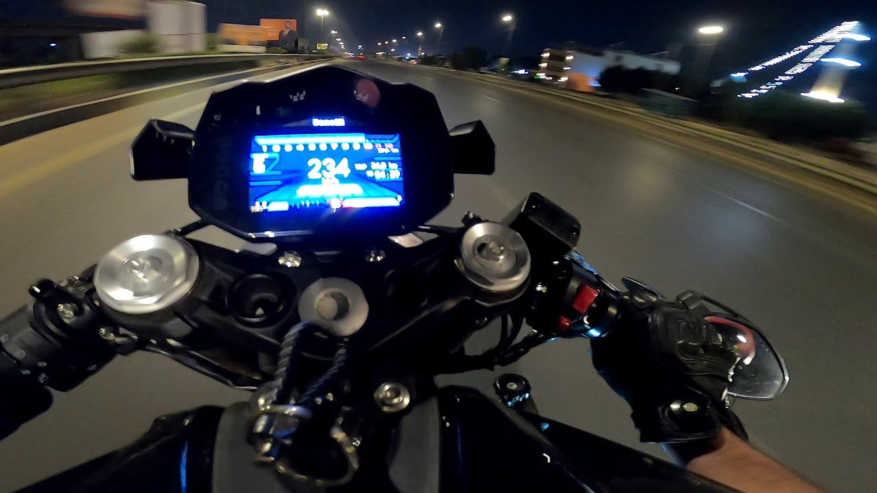 Benelli 752s top speed