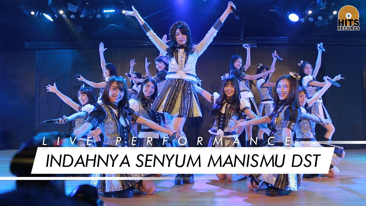JKT48 -  Indahnya Senyum Manismu (Live @ Theater JKT48)