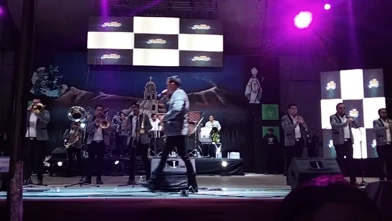 Banda 5-Cero La De Calibre 50-Me Gustas Mucho, Suspiros Y Te Vas Amor