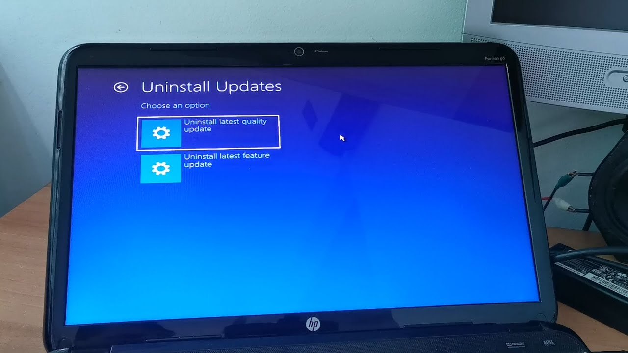 Как удалить последнее обновление, если Windows 10 не загружается